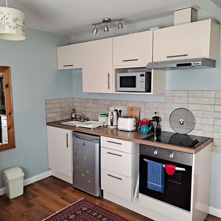 Cheltenham Studio Apartment ภายนอก รูปภาพ